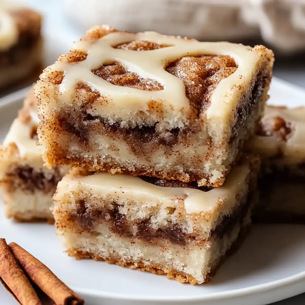 Cinnamon Roll Bliss Bars